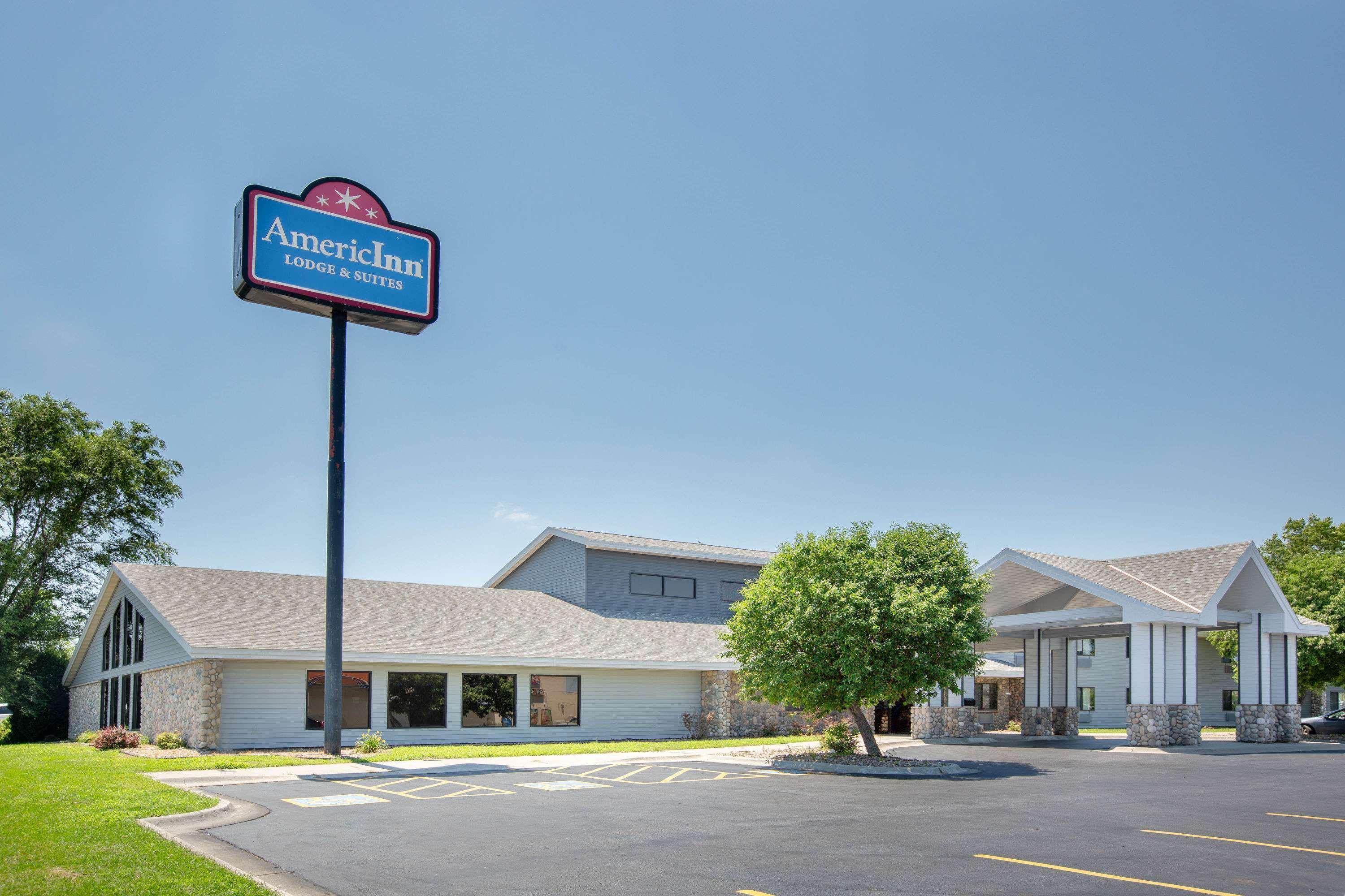 Americinn By Wyndham Lincoln North Экстерьер фото