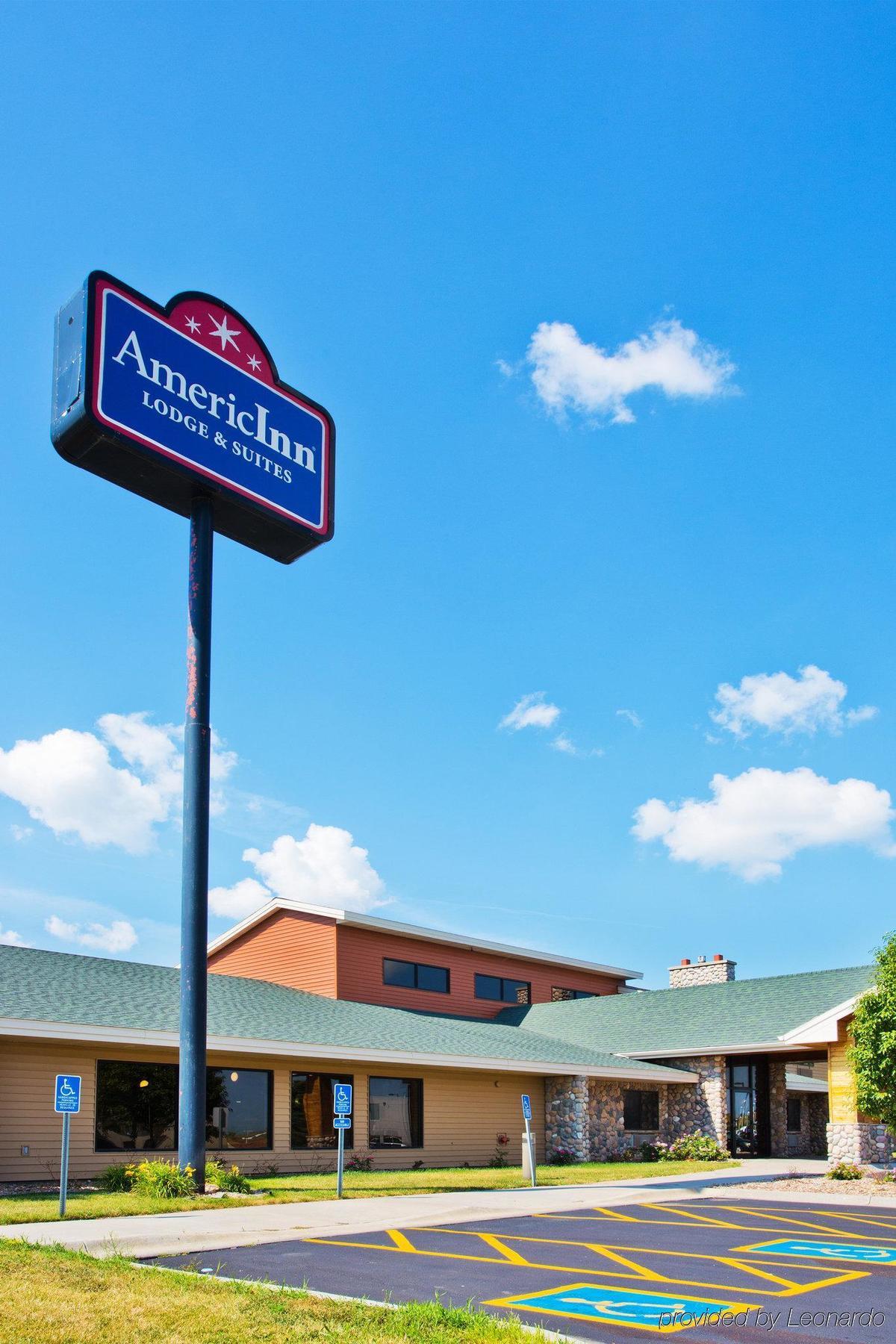 Americinn By Wyndham Lincoln North Экстерьер фото